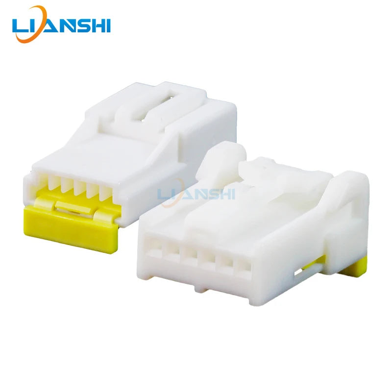 DJ7081-0.7-21 car rearview mirror is suitable for the 8-hole wiring harness plug of the Nissan sunroof reading light