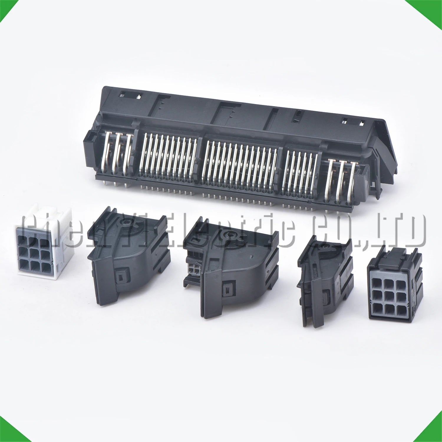 134-Pin Auto Connector Connector Central Control Computer Board WG97165800233ECM CBCU3-E