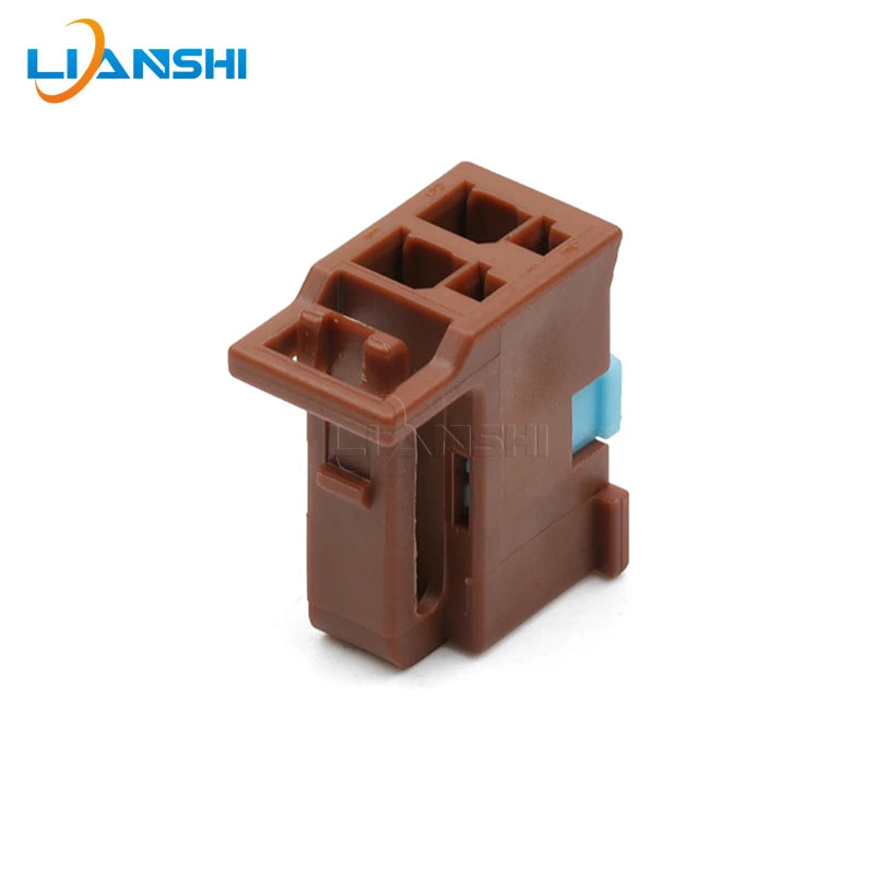 6098-2830 is suitable for the 4P plug of the car seat lifting motor of Mercedes-Benz and BMW
