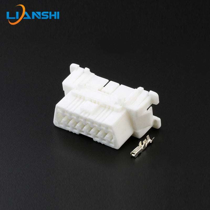 Applicable to automotive diagnostic seat OBD interface plug 16 holes connecting plug rubber shell sheath with terminal 179631-1
