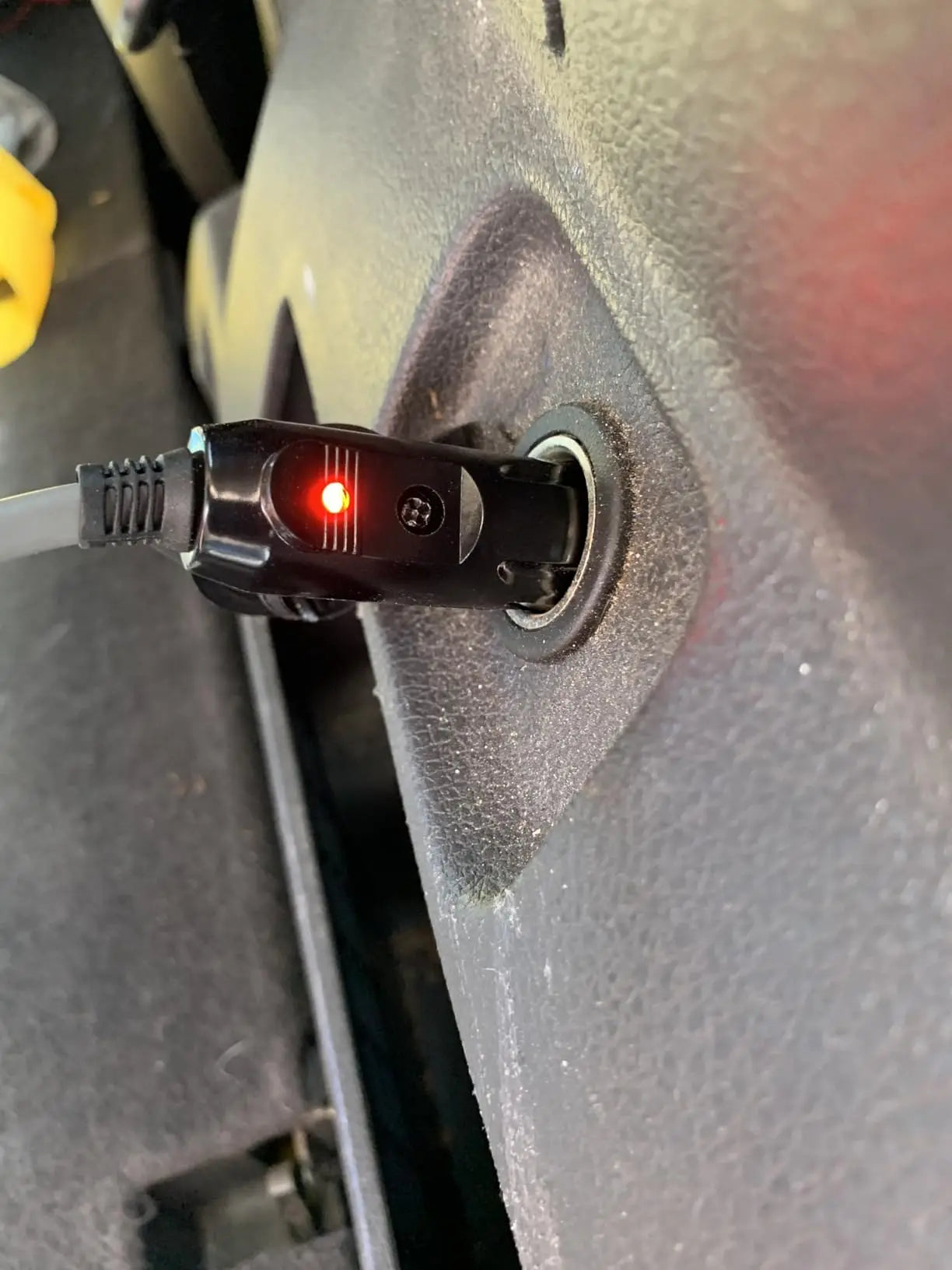 Car Cigarette Lighter Plug Male Adapter 12V 24V Replacement Connector LED Fused for Auto Truck RV Boat Power Supply Cable Head