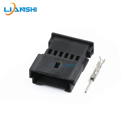 1-1241370-3 Male and female 1-1703874-1 Applicable to Mercedes-Benz atmosphere light button BMW tweeter 6-hole harness plug