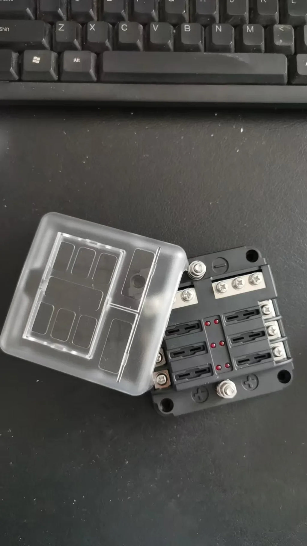 Fuse Box 6 Way Blade Fuse Block Holder Waterproof M5 Stud With LED Indicator Light For Auto Car Boat Turck Marine 12V 32V Amagi