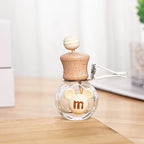 Cute Car Aromatherapy Pendant Air Conditioning Outlet Fashionable Aromatherapy Clip Essential Oil Empty Bottle Decoration Amagi
