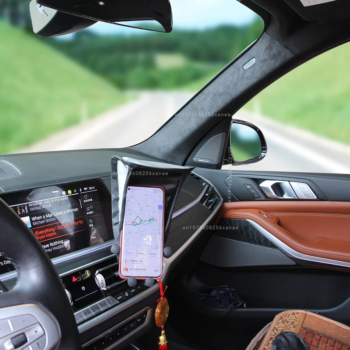 Car Mobile Phone Sunscreen Foldable Not Hot Stuck Screen Non-reflective Free Of Installation Mobile Navigation Sunshade amabilis