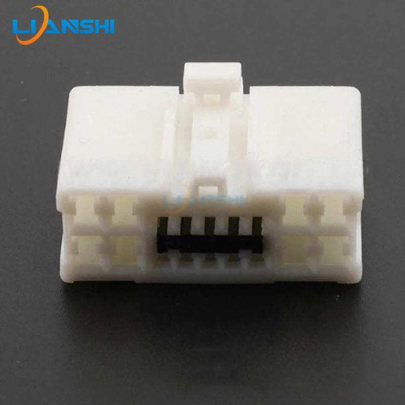 Suitable for Hyundai Kia headlight wiper combination switch wiring harness plug connector with terminal DJ7181-0.6/2.2-11/21