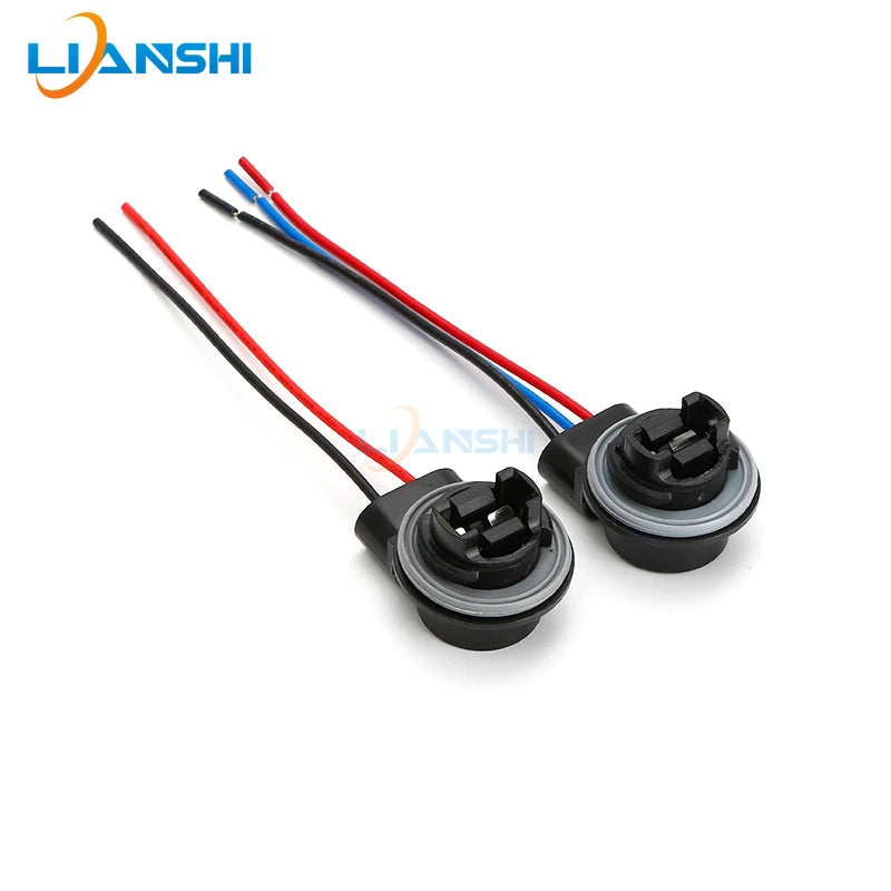T25313157 Automotive turn signal lights, brake lights, instrument lights, taillights, lamp sockets, LED lamp sockets connectors