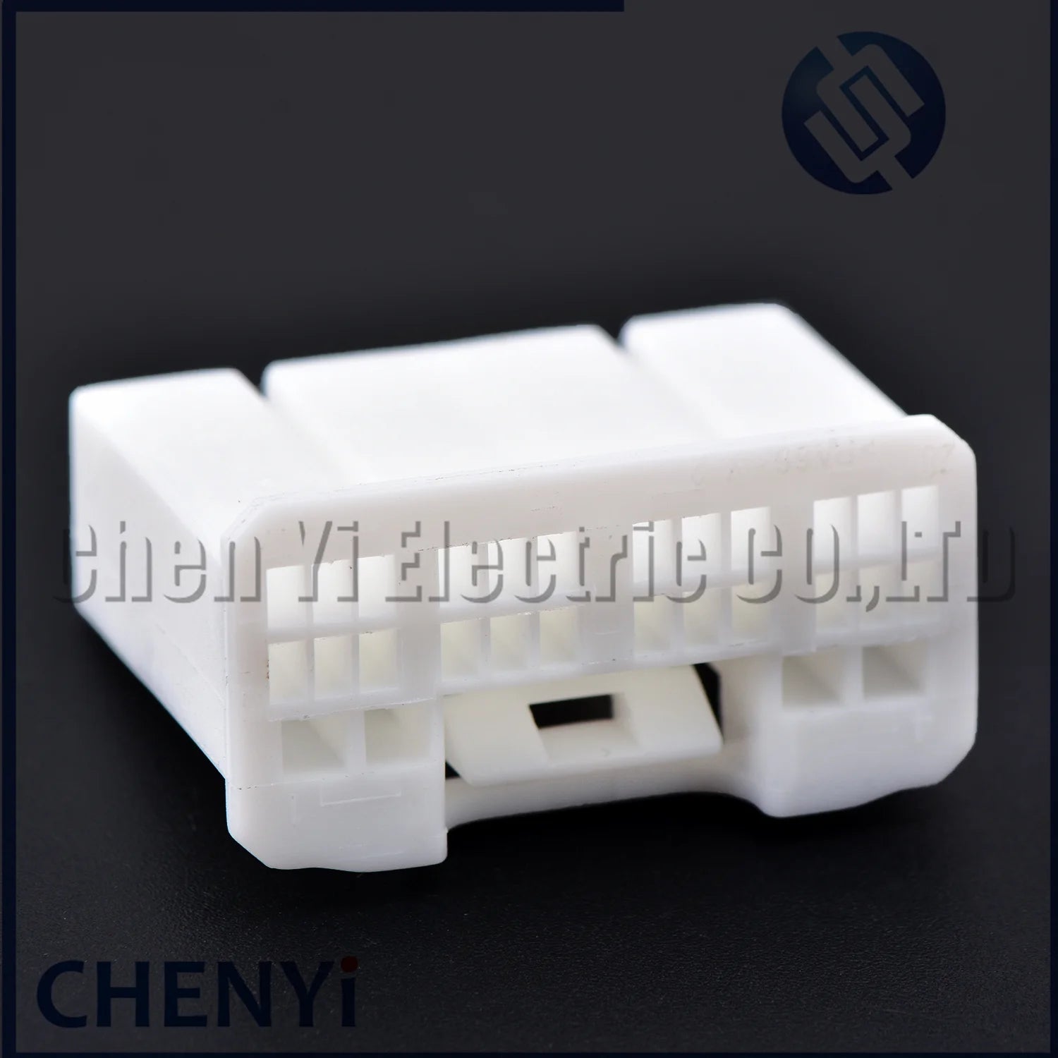 28 Pin Automobile Connector Car CD player host Radio navigation Power plug 90980-12908 with Pin For Toyota Corolla Sienna Camry