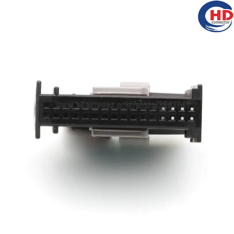 32pin auto waterproof electric plastic wire harness connector 1-967348-2