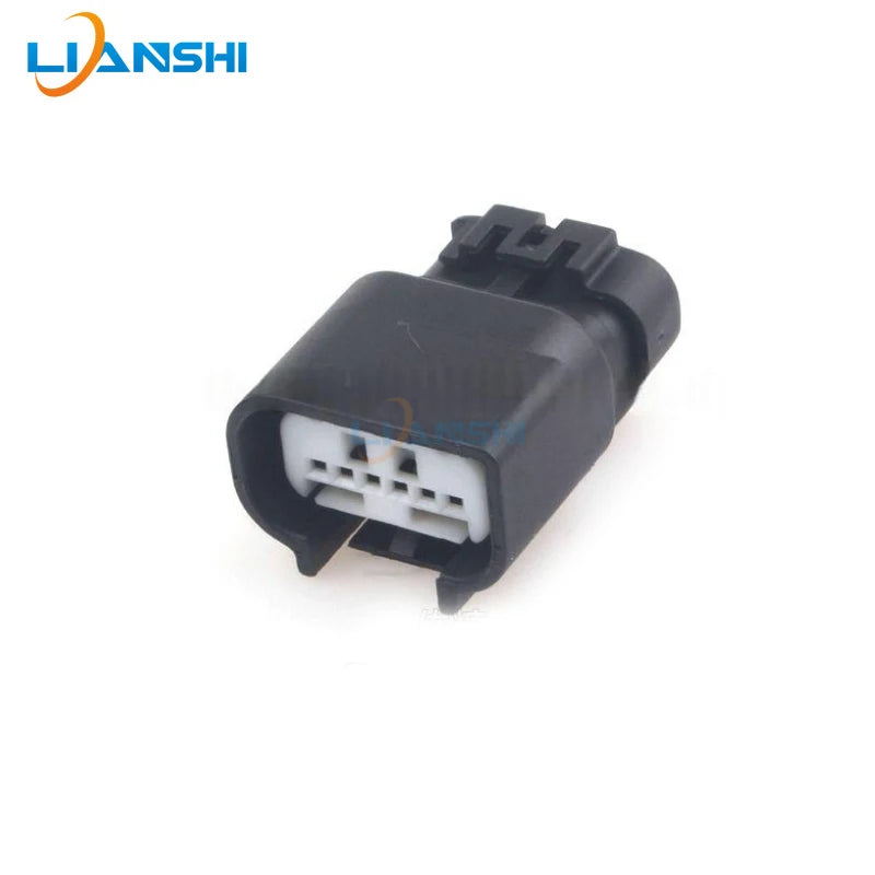 3705A-01-001A is suitable for the wiring harness plug of the rearview camera of the all-new Focus reversing camera