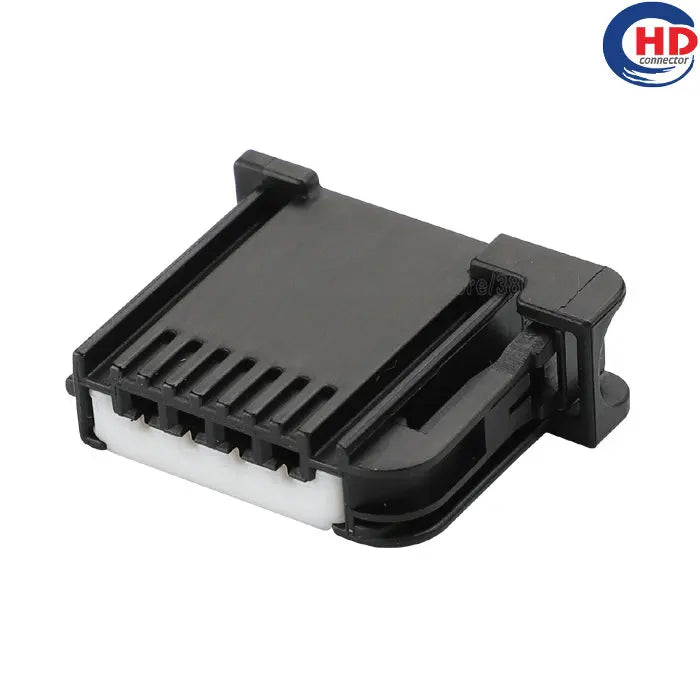 4pin Auto Electric plastic unsealed wiring plug harness Connector 6098-5519/6098-5516