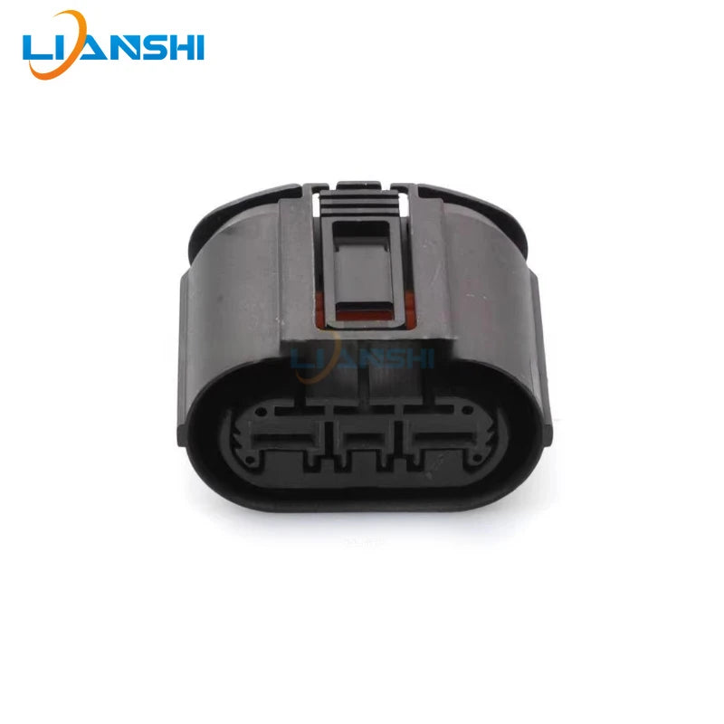 DJ7031-2.8-4.8-21 is suitable for 3P BMW 1 Series and 3 Series rear brake caliper handbrake motor wiring harness plugs