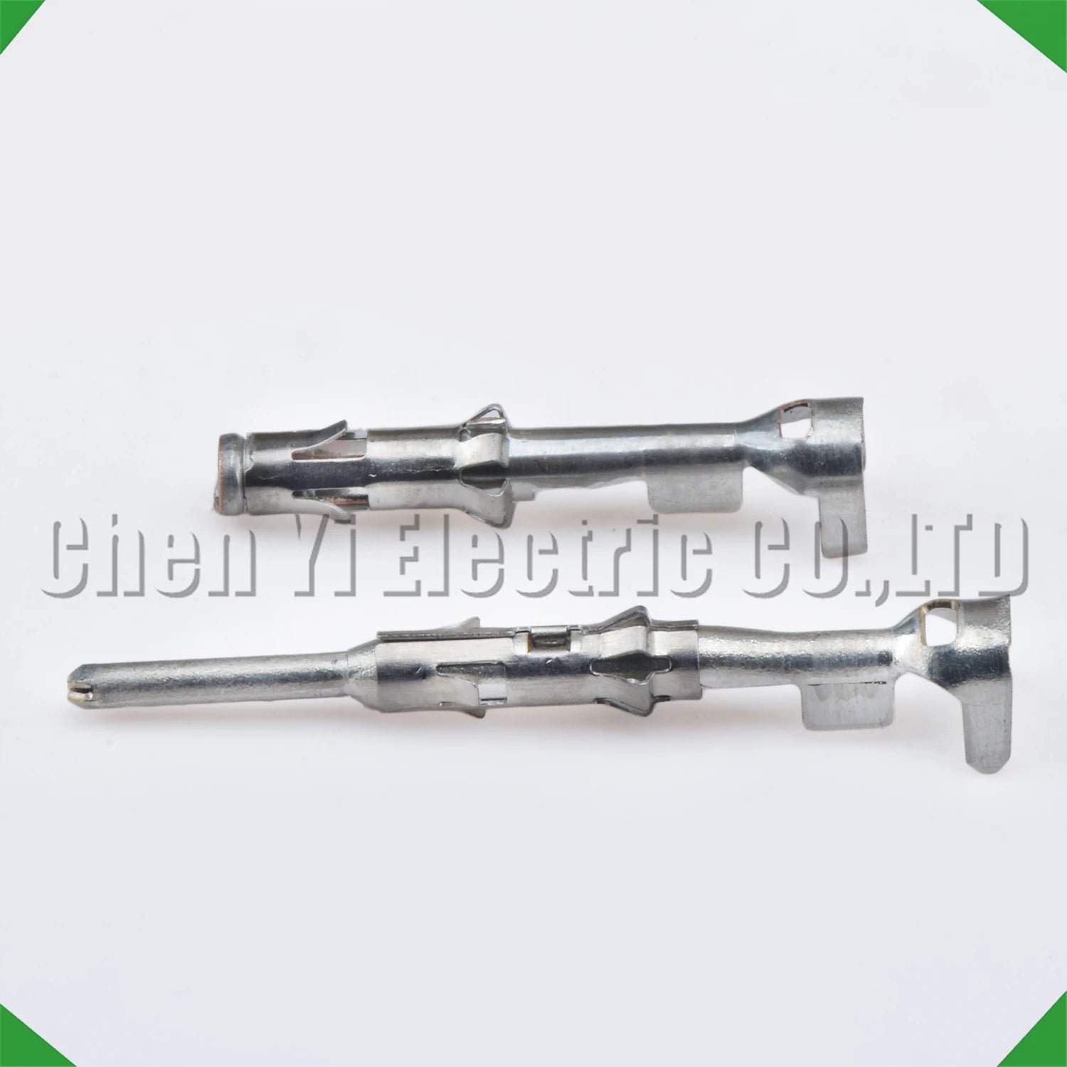 Auto Connector Female Crimp 929989-1 1703013-1 Sheath Automotive Connectors harness