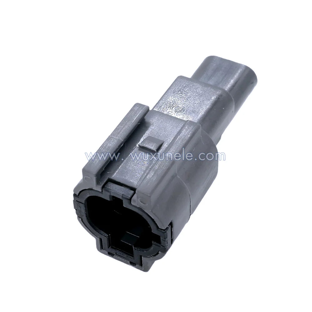 2 Pin PB015-02320 7123-8520-40 Automotive Wire Nissans Juke  Turn Signal -Front Sealed Connector