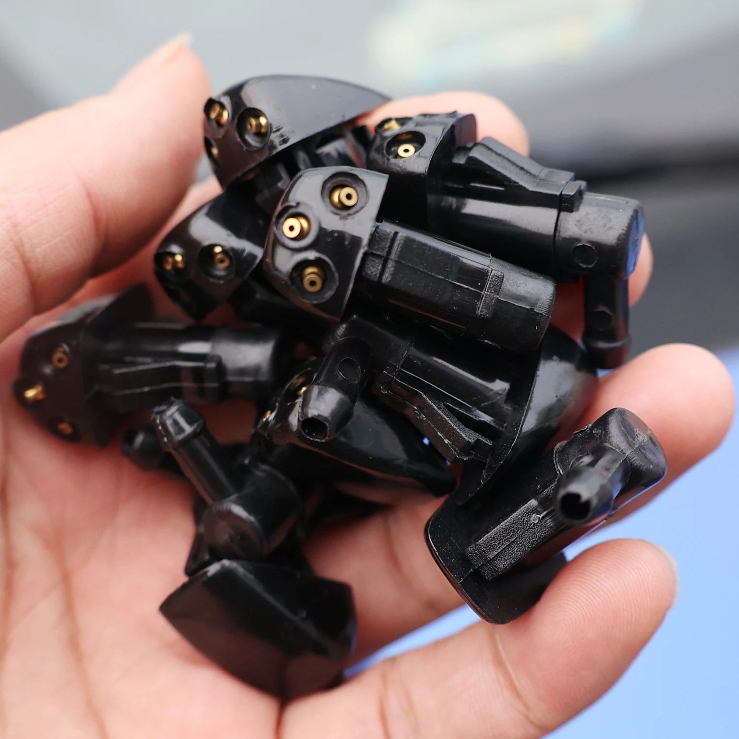 10/1Pcs Car Windshield Wiper Washer Spray Nozzle for Most Car Model Auto 3 Holes Windshield Washer Nozzles Wiper Water Spray Jet
