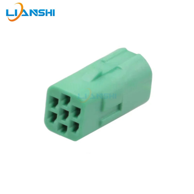 917319-4/917318-4 is suitable for the wiring harness plug of the new Ford Focus cruise control car
