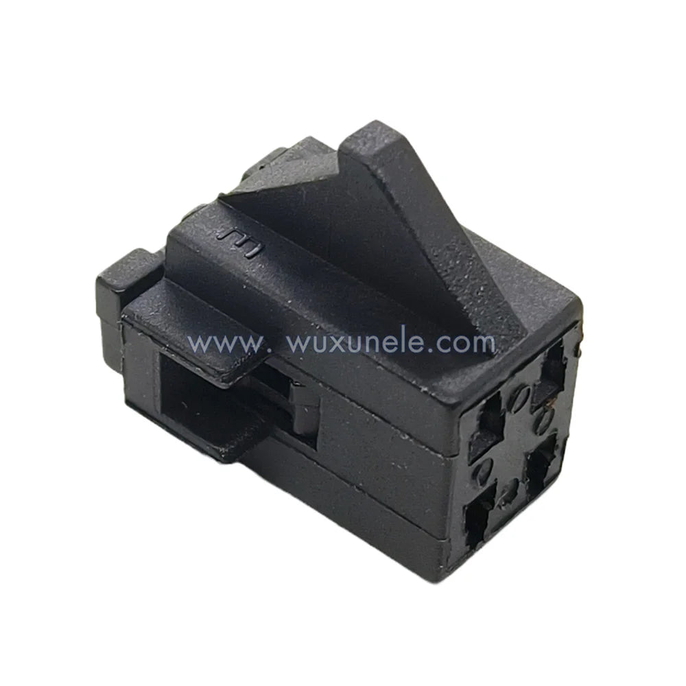 4 Pin 12059555 Automotive Unsealed Wire Connector