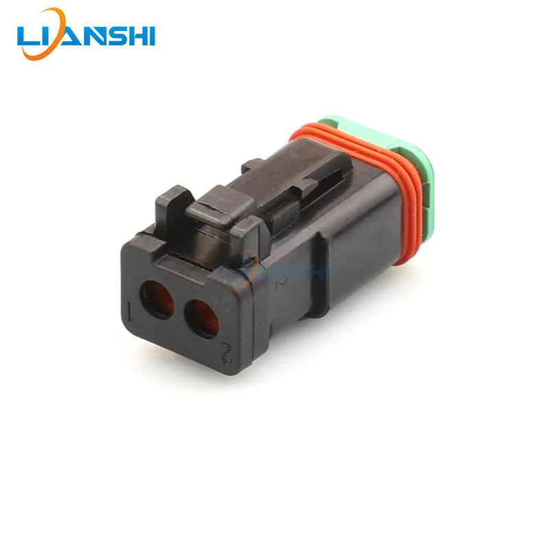 DT06-2S-E005 DT04-2P-E005 is suitable for the daytime running light spotlight plug on the rear cover of excavators