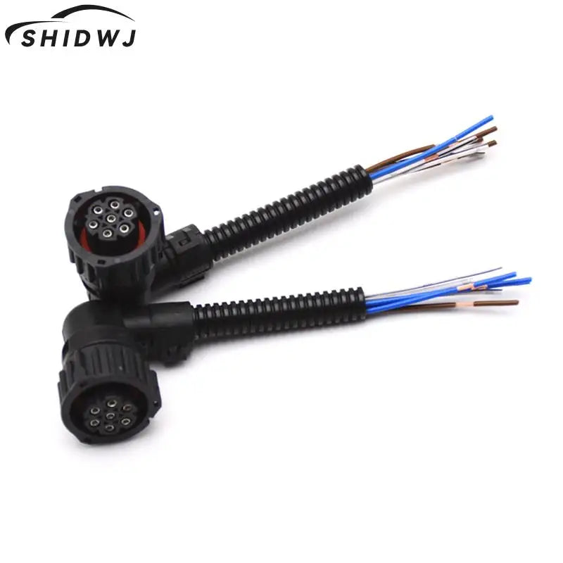 7 Pin Car Plug Socket For Scania For Volvo Truck  7-Hole J6 Socket For Mercedes-benz Actros For IVECO Tail Light Connector Wire