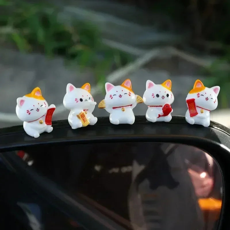 5/7pcs Mini Lucky Cat Car Ornaments Cute Simple Fortune Cat Figurines Realistic Lovely Micro Landscape Ornament Garden Landscape