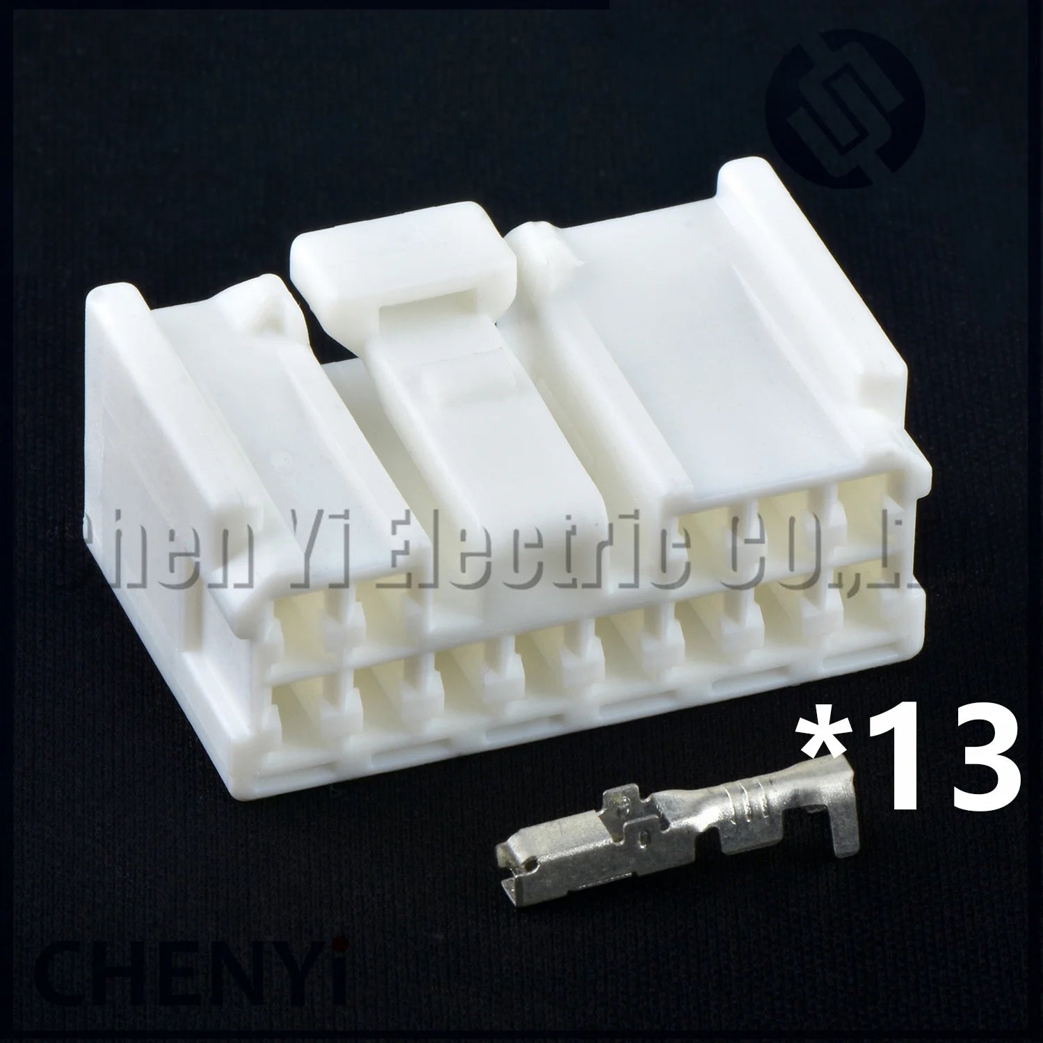 13 Pin Automotive Junction Box connector mid amplifier harness plug 7283-1730 1300-4682 4F1340-000 90980-11695 For Toyota Lexus