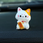 Car Japanese Lucky Cat Ornaments Car Dashboard Center Console Cute Resin Maneki-Neko Auto Interior DIY Decoration Accessories