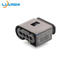 805-200-521 is suitable for BMW electronic water pump wiring harness plugs and automotive waterproof connectors for 4p wiring ha