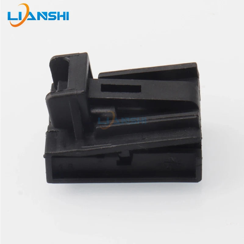 1-2141627-1 applicable to Volkswagen Audi Tiguan L seat support motor 4P connector 5Q0972754