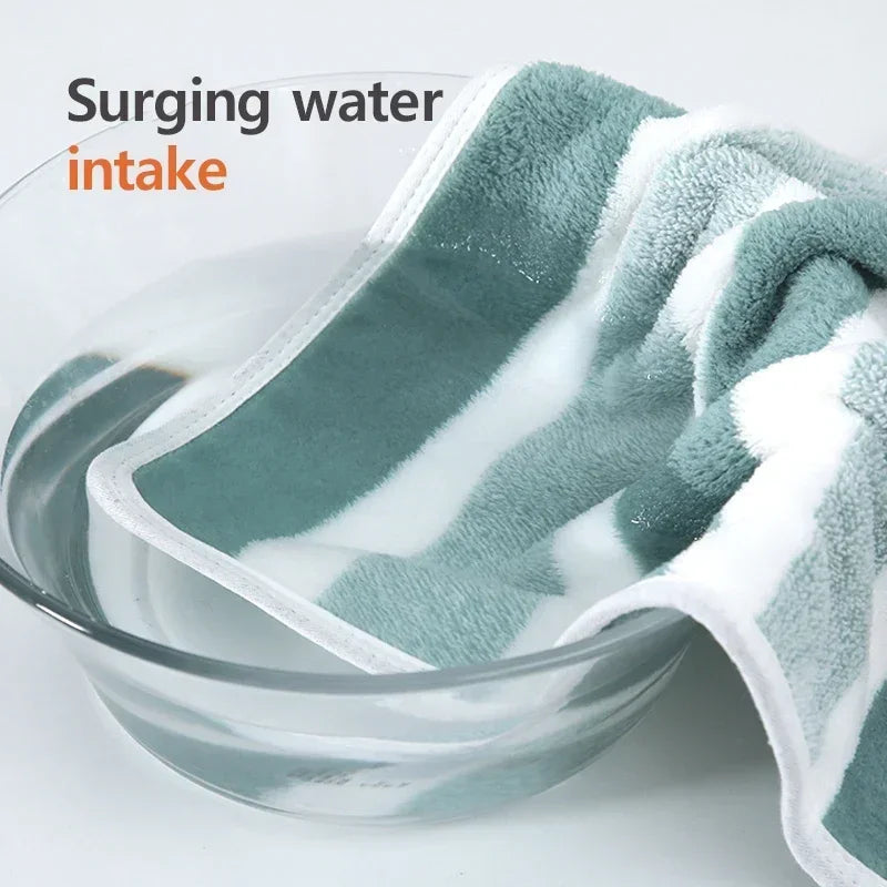 Car Home Soft and Comfortable Bath Towels for Men and Women, Absorbent and Comfortable Couple's Large Towels, Wrapping Towels