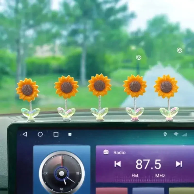Cute Sunflower Car Decor Set Resin Dashboard Window Edge Accessories for Vehicle Interior Dashboard Decor Interior Accessories