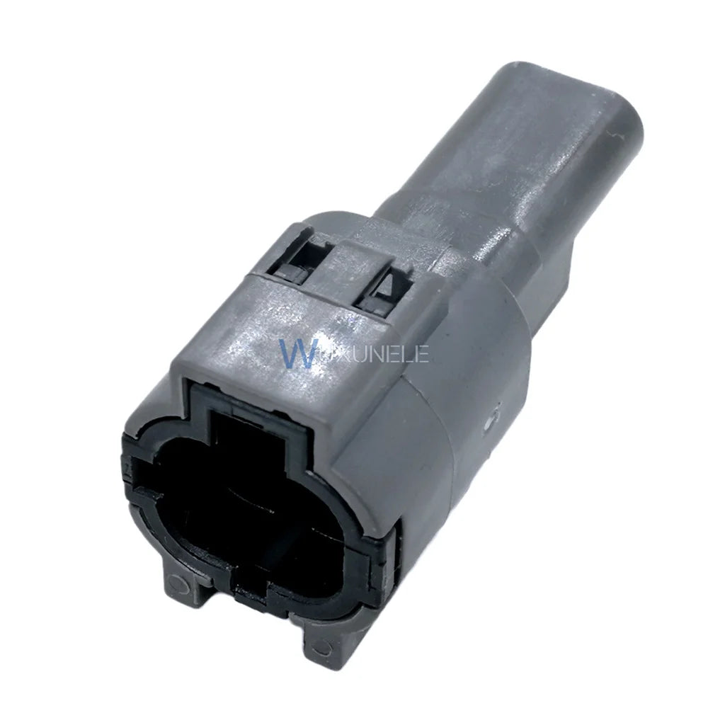 2 Pin PB015-02320 7123-8520-40 Automotive Wire Nissans Juke  Turn Signal -Front Sealed Connector