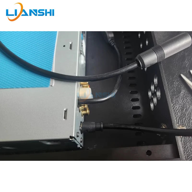 Car in-car CD player, DVD large screen player, navigation radio host, antenna extension plug, FM signal modification antenna