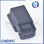 4 Pin Car Rear tail light plug Keyless Entry Fog Light Strobe Plug Antenna Module Sensor Connector for Ford Cadillac Lincoln
