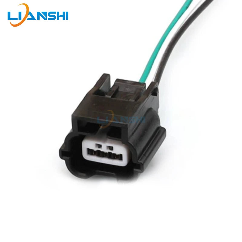 7282-8852-30/7283-8852-30 is suitable for the 3p wiring harness plug of Dongfeng Nissan air pump air conditioning compressor