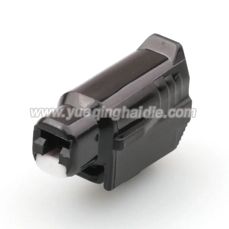 1 Pin 4.8mm Male Female Electric Automotive waterproof Connector 2JZ Starter Plug For Toyota Camry Reiz 6189-0413/90980-11400