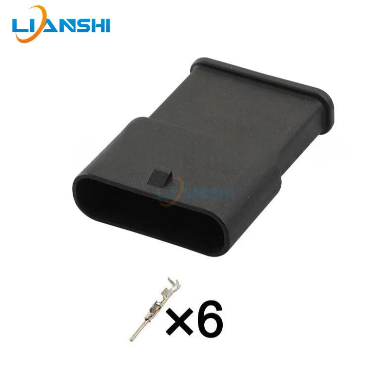 872-861-501 is suitable for the rear taillight plugs and brake light socket plugs and sockets of BMW 3 Series, 5 Series and 7 Se