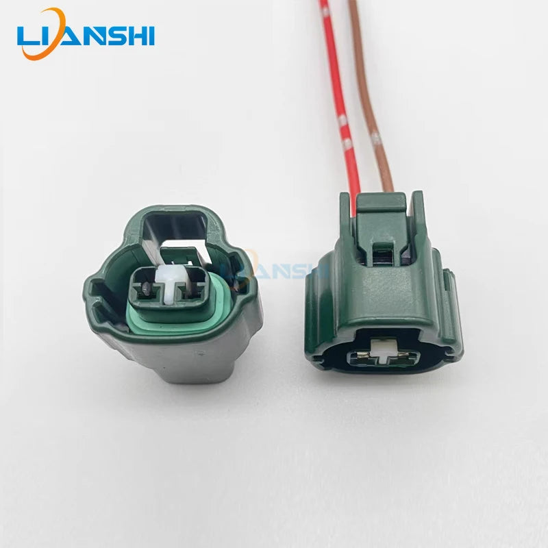 Suitable for Toyota cylinder head solenoid valve VVT valve plug, camshaft position sensor plug, Crown Reiz RAV4 Land Cruiser