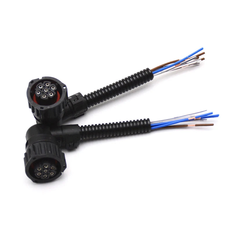 7 Pin Car Plug Socket For Scania For Volvo Truck  7-Hole J6 Socket For Mercedes-benz Actros For IVECO Tail Light Connector Wire