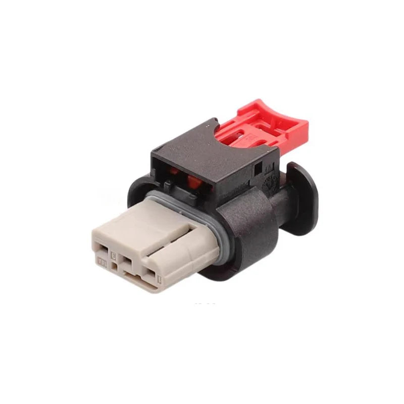 35126369 is a 3-pin waterproof connector suitable for Tesla's front and rear radar wiring harness plugs and reversing radars