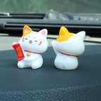 Car Japanese Lucky Cat Ornaments Car Dashboard Center Console Cute Resin Maneki-Neko Auto Interior DIY Decoration Accessories