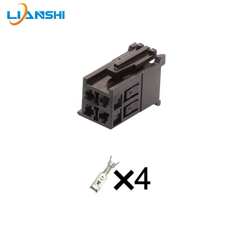 772-717-001/2205453928 is suitable for Mercedes-Benz seat plugs, automotive connectors and wiring harnesses