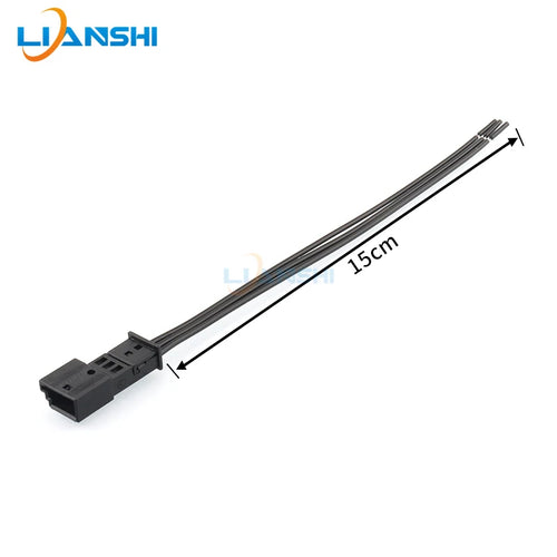 1-968700-1 is suitable for Volkswagen Audi 3P plug rain and light plug gateway patch cord adapter 1-1718346-2
