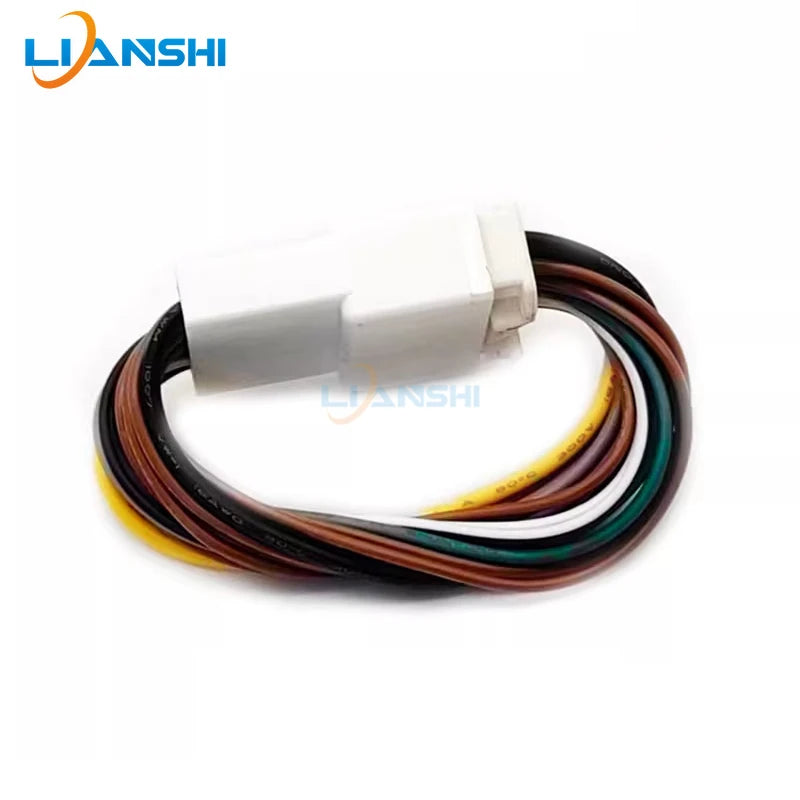 Suitable for the original Nissan car CD large screen navigation power horn male and female extension cord plug