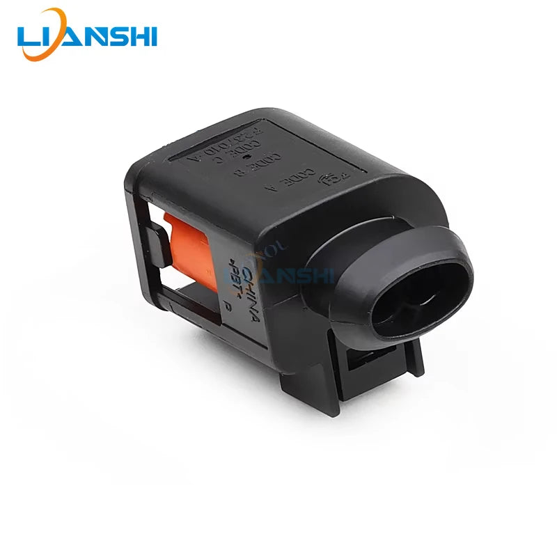 13887338 is suitable for Volkswagen Audi generator plug high-pressure oil pump 2-hole connector 4D0971992B