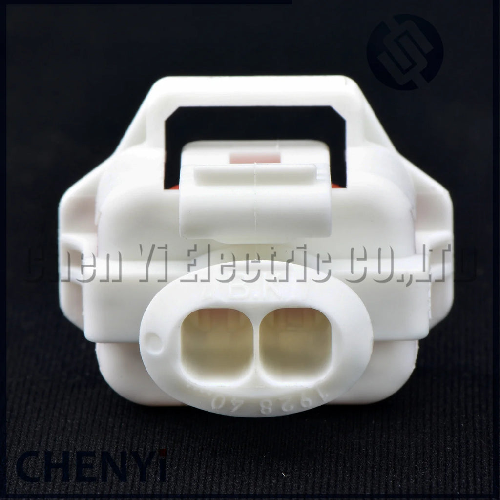 white 2 Pin female 2.8mm series Automotive waterproof connector Fuel injector plug 1928403878 With  pins