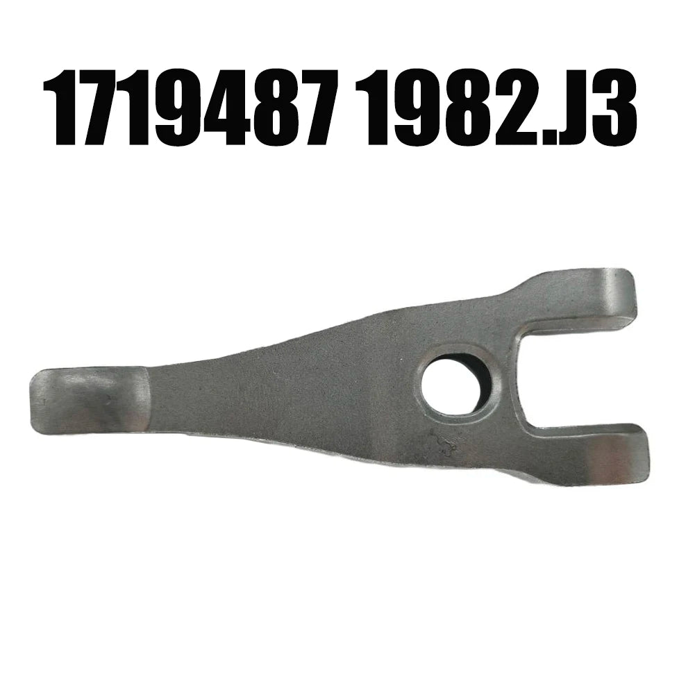 1pc Car Engine  Diesel Injector Clamp For Ford & For  308 1719487 9M5Q9E568AB  1982.G2 Fuel Inject Controls  Clamp Parts