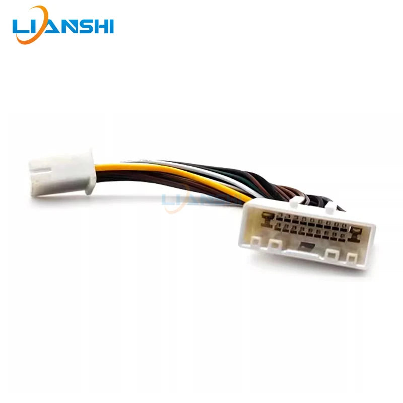 This product is suitable for the original Nissan car CD large screen navigation power horn male and female extension conversion