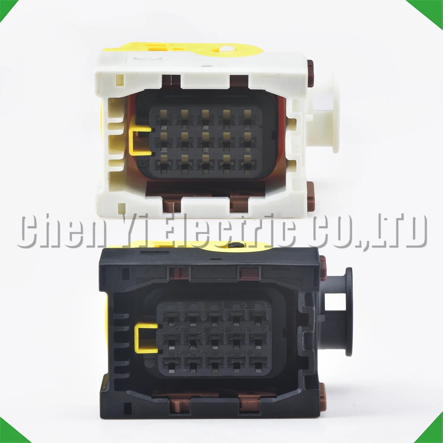 15-Pin Auto Connector Connector Automotive Connectors computer board Mercedes Benz