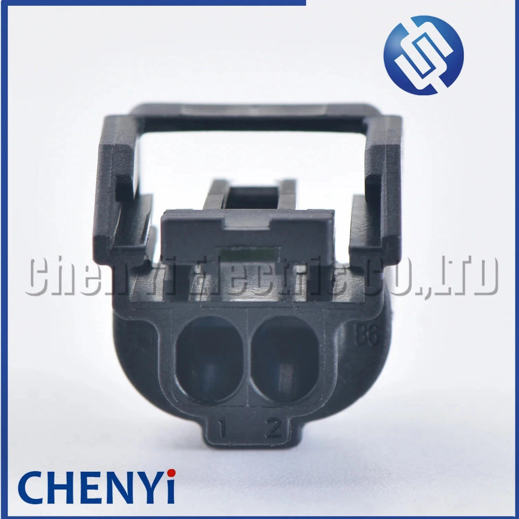 2 Pin female male Auto Waterproof Connector fuel flap plug number plate light plug 13806231 F495100 For Ford Ranger F150