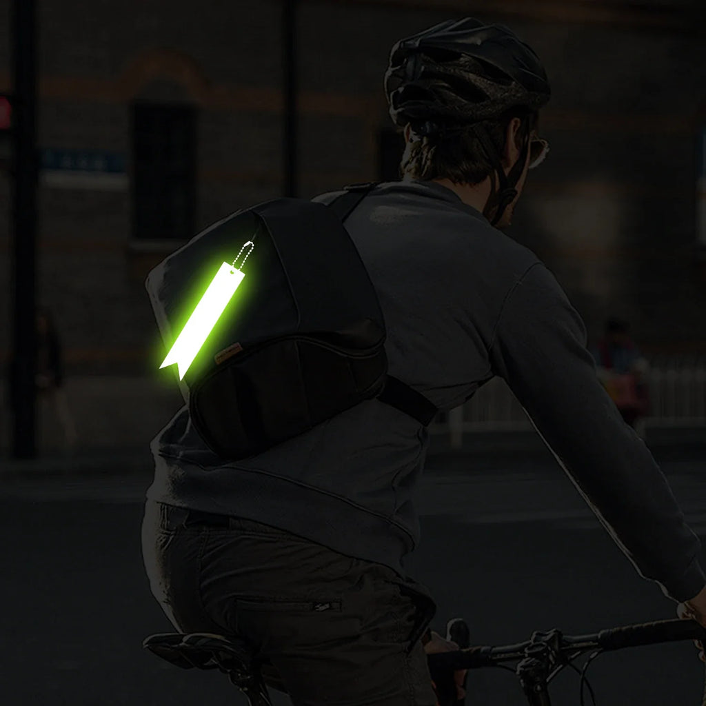 Reflective Keychain Reflector with Chains PVC Reflective Reflector Pendants for School Bag Cycling Backpack Night Riding Warning